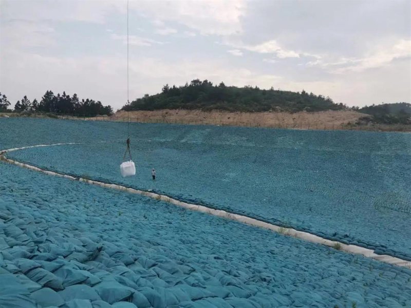 麻城起重设备实战攻略：选择与使用指南